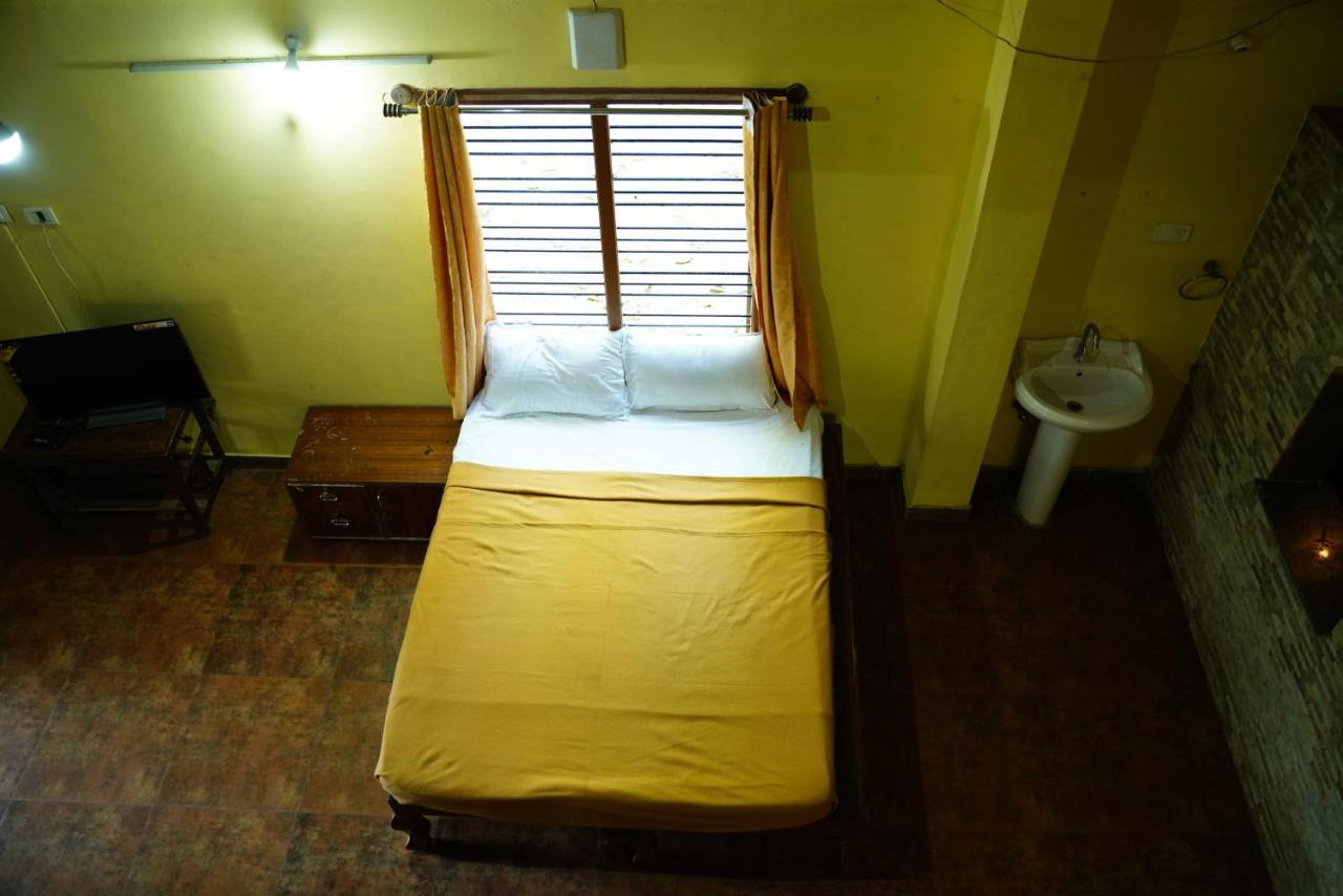 Qexperiences Coorg Hotel Madikeri Exterior photo
