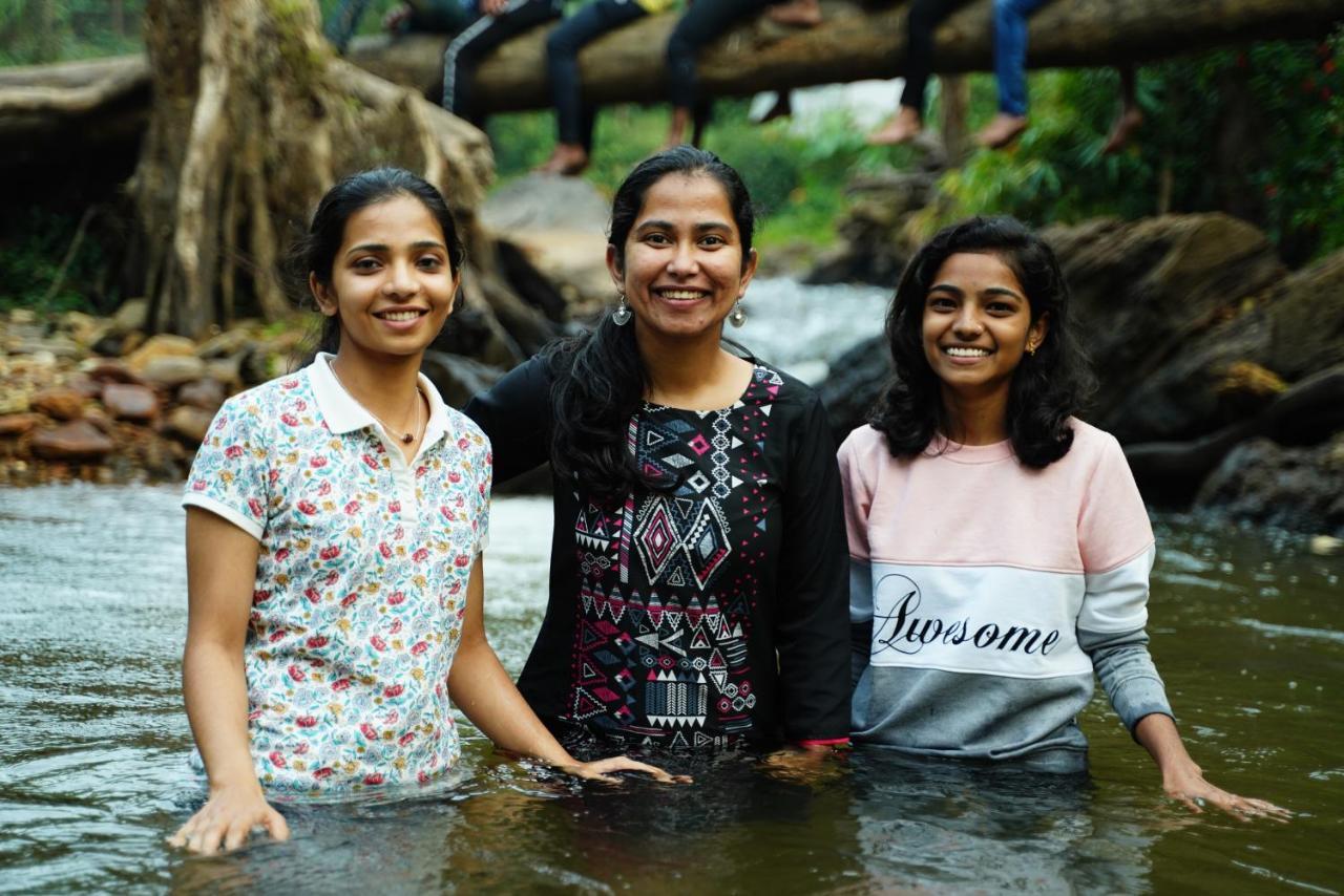Qexperiences Coorg Hotel Madikeri Exterior photo