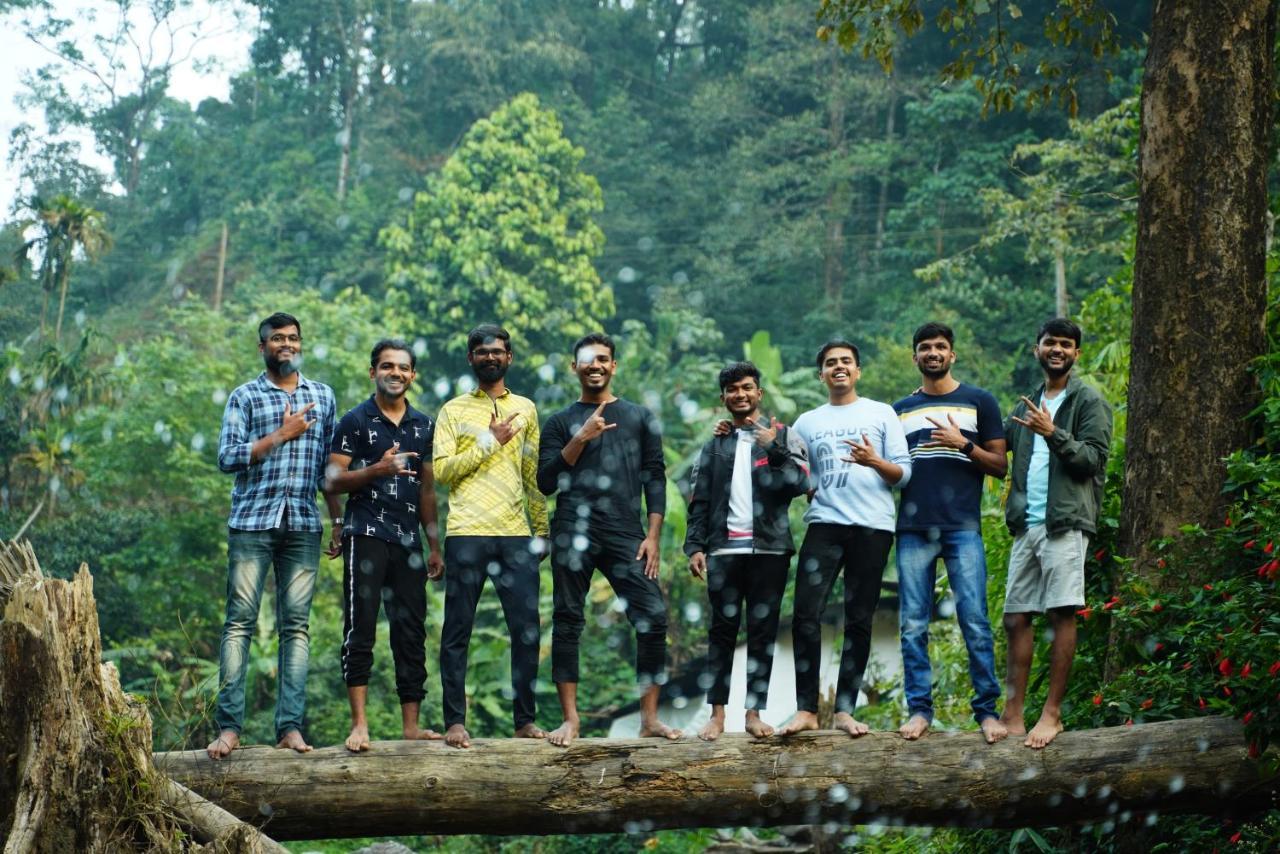 Qexperiences Coorg Hotel Madikeri Exterior photo