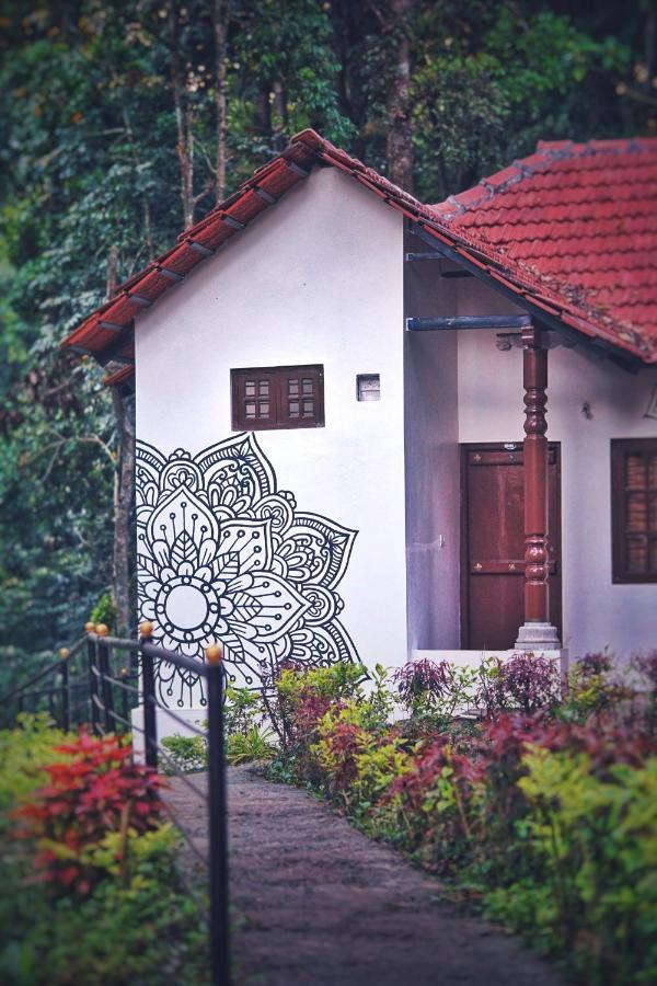 Qexperiences Coorg Hotel Madikeri Exterior photo